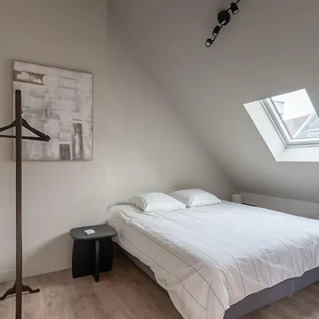 La Tropezienne Porteloise, Face Apartment